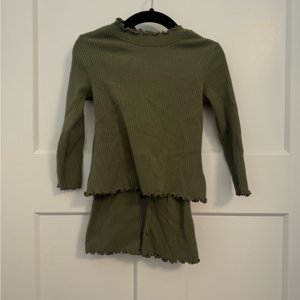 Old Navy Kids Matching Set in Olive Green